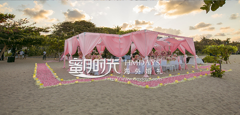 巴厘島肉桂沙灘婚禮升級布置|海外婚禮定制中高端布置案例|巴厘島婚禮布置定制案例